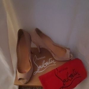 CHRISTIAN LOUBOUTIN Veau Velours Very Prive 120